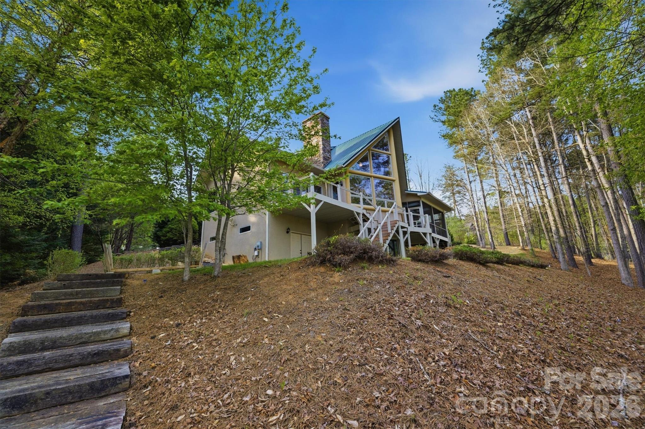 Paradise Harbor - Residential