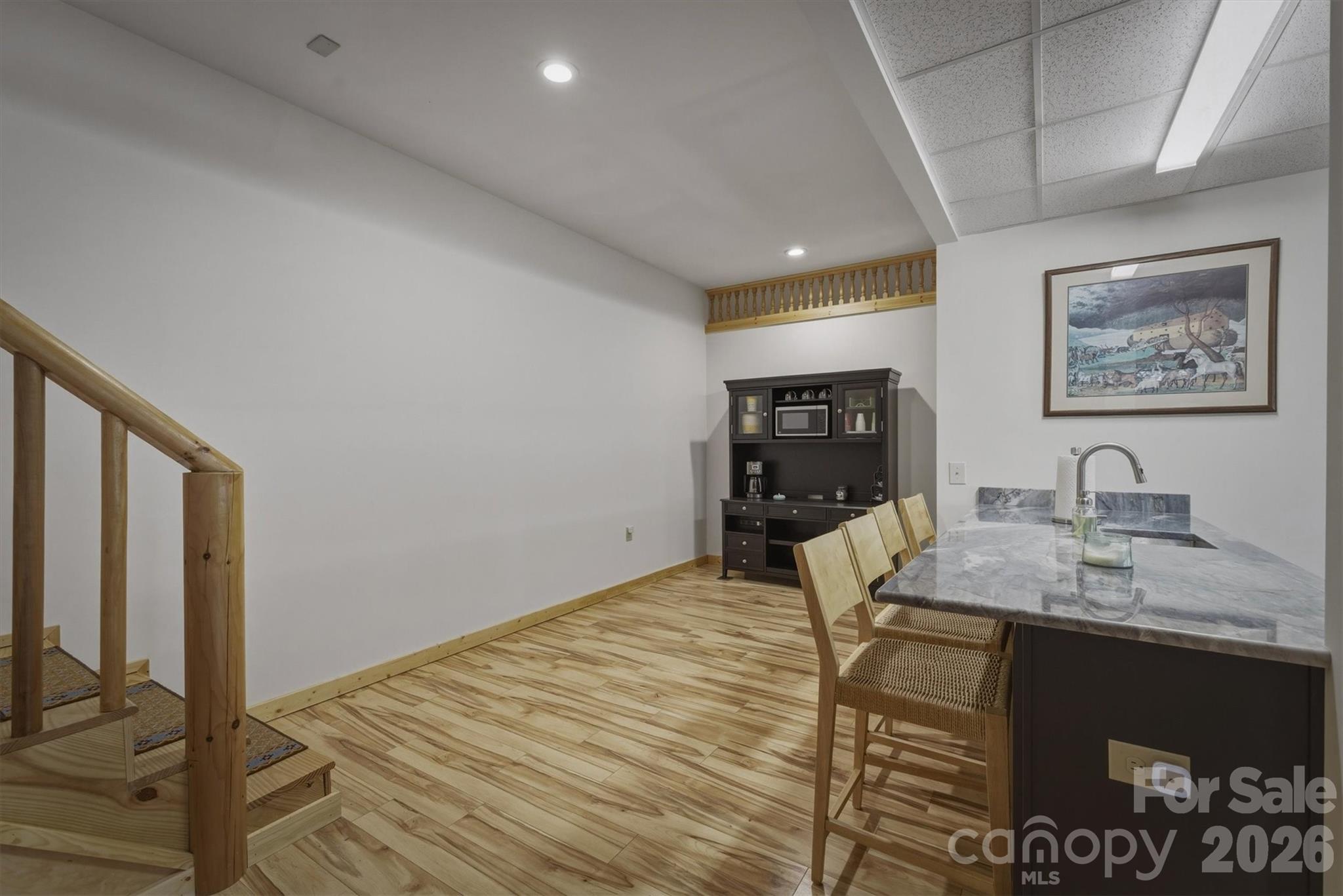 Paradise Harbor - Residential