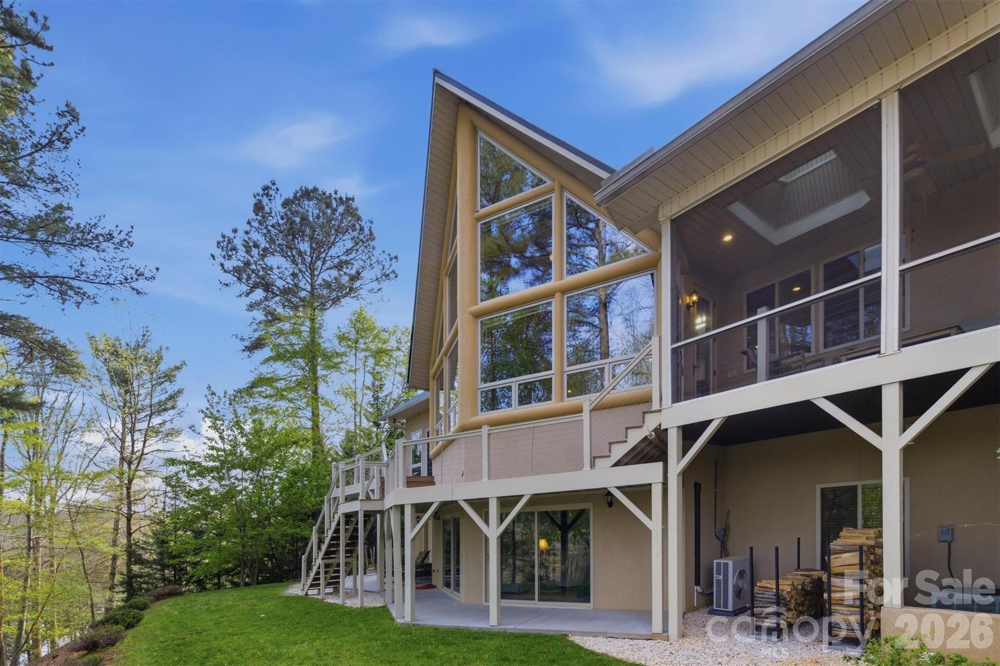 Paradise Harbor - Residential