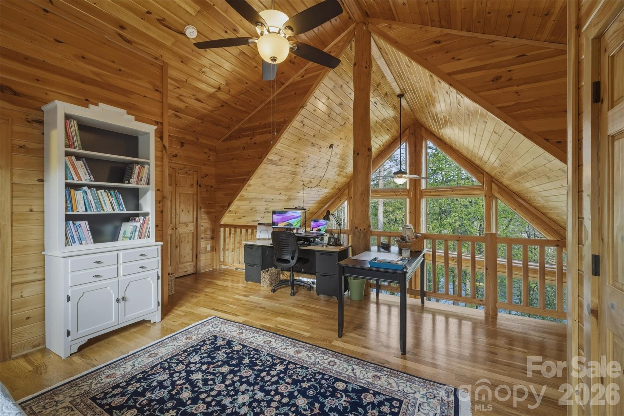 Paradise Harbor - Residential