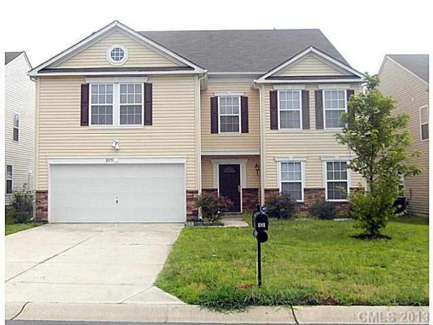 Spacious home!  4 bedrooms, Large master suite, 3rd floor bonus room, 1st floor office. Spacious kitchen and breakfast area. Spacious living rooms on 1st and 2nd floor.  Fenced rear yard, 2 car garage.  Fort Mill Schools!