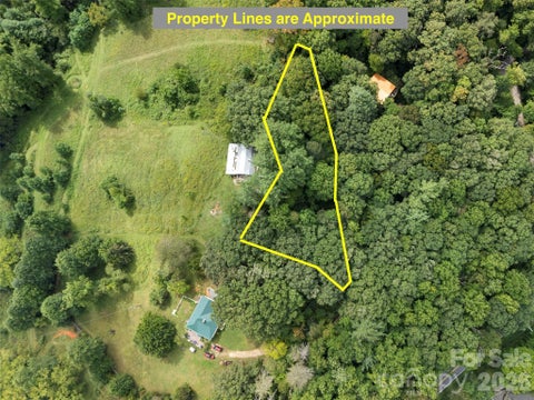Photo of 9999 Royal Knoll Drive, Hendersonville, NC 28792 (MLS # 4426170)