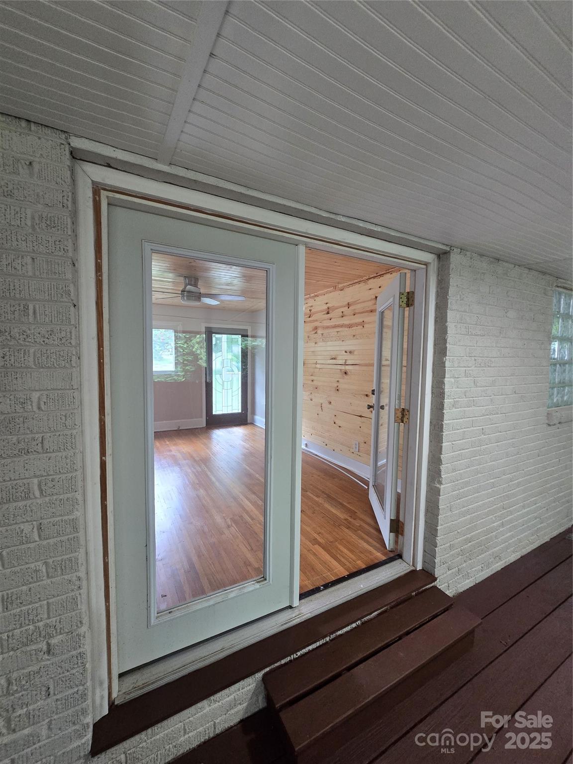 Country Club - Residential