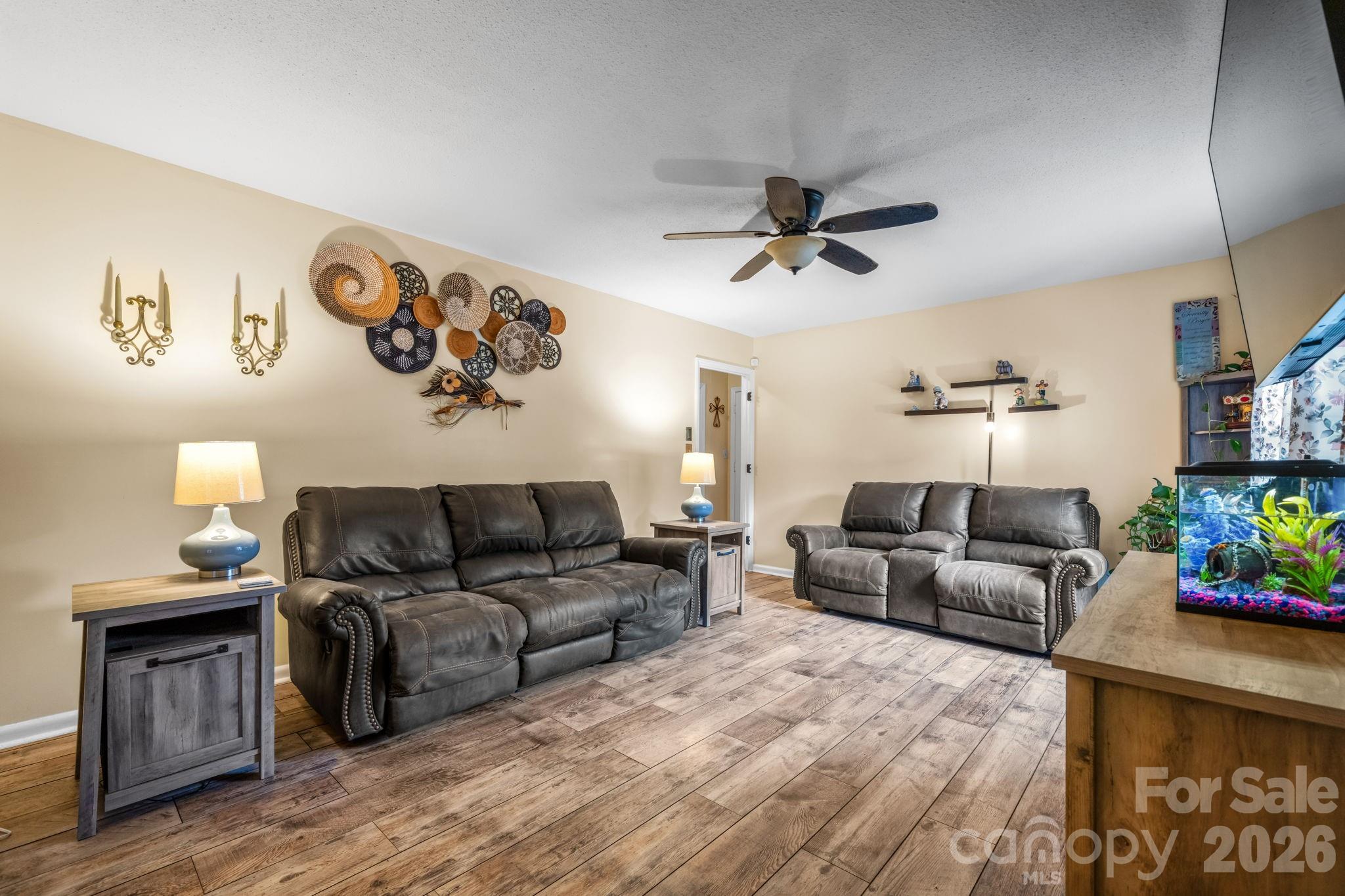 121 Blackhawk Drive