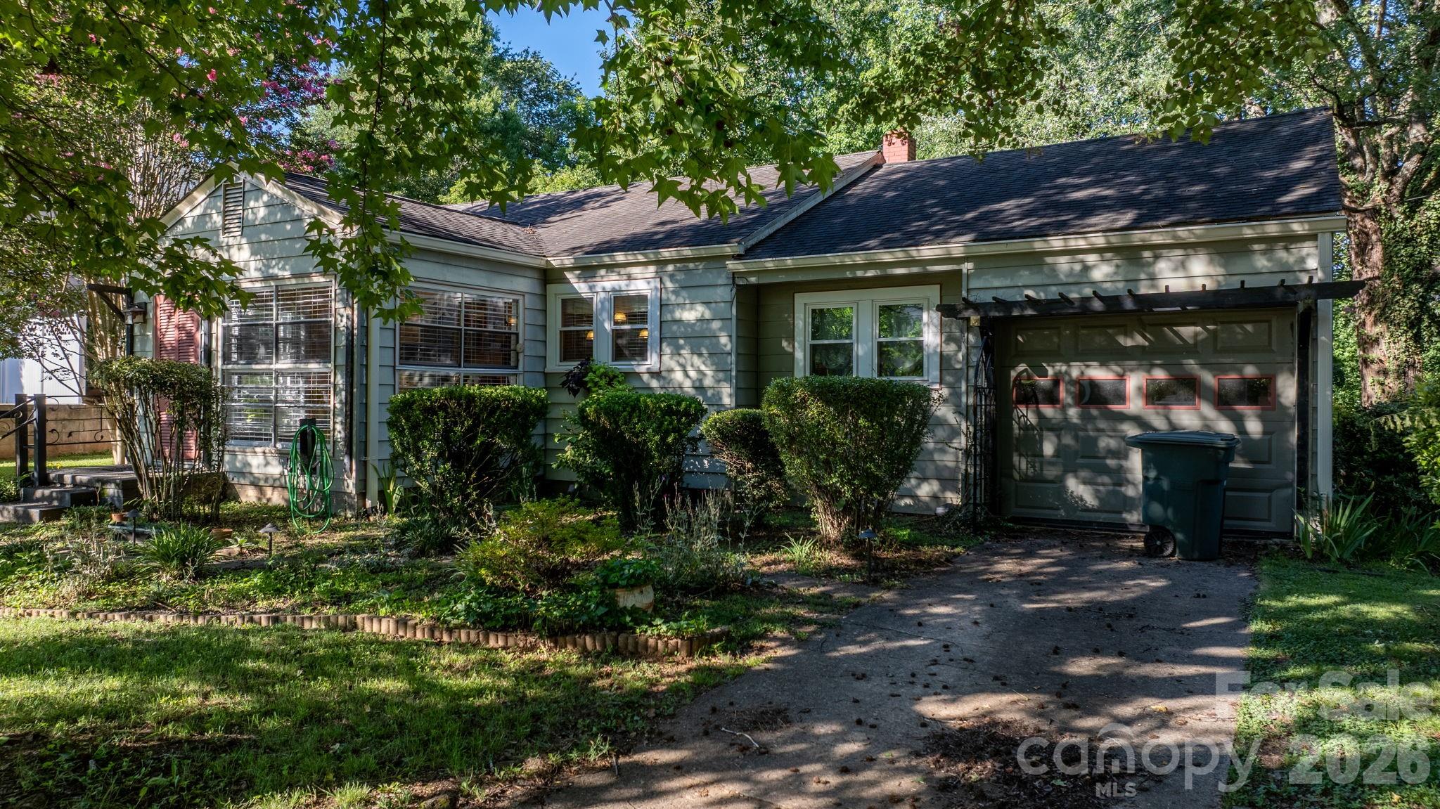 509 Westview Street SW, Lenoir, NC, 28645