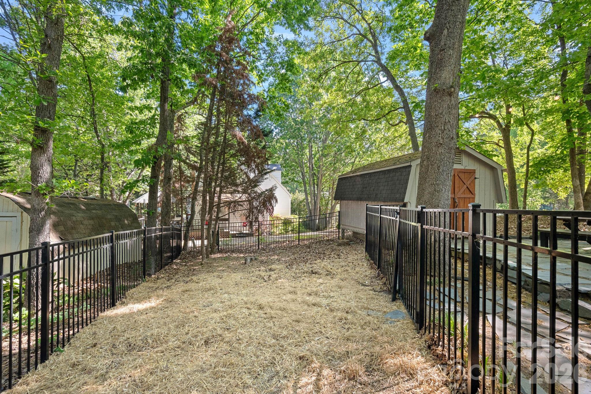 Wood Hollow - Residential