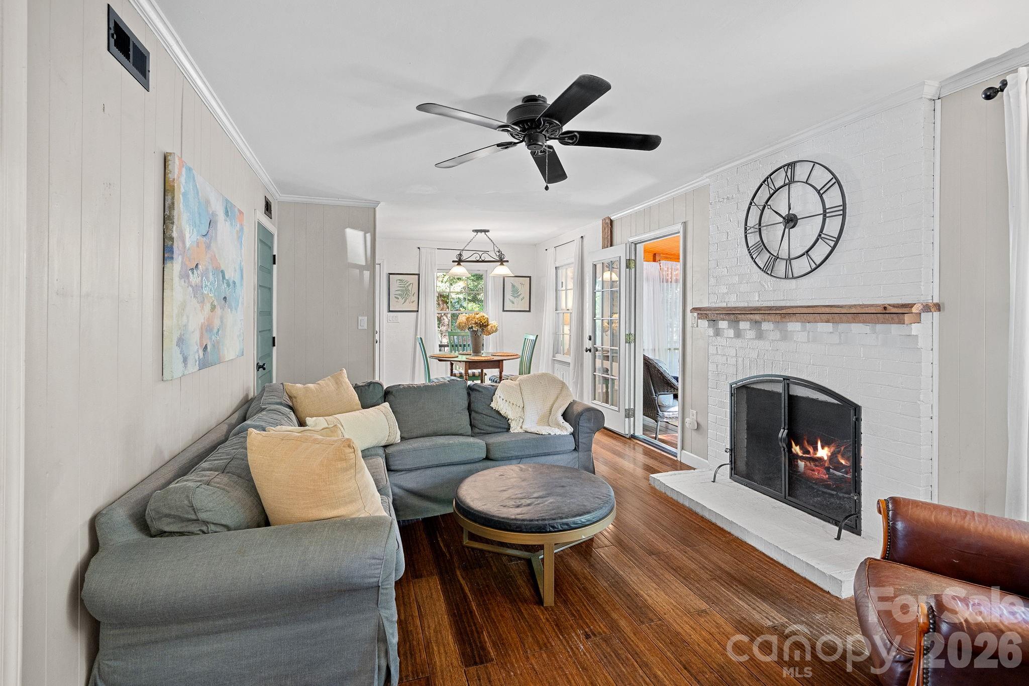 Wood Hollow - Residential