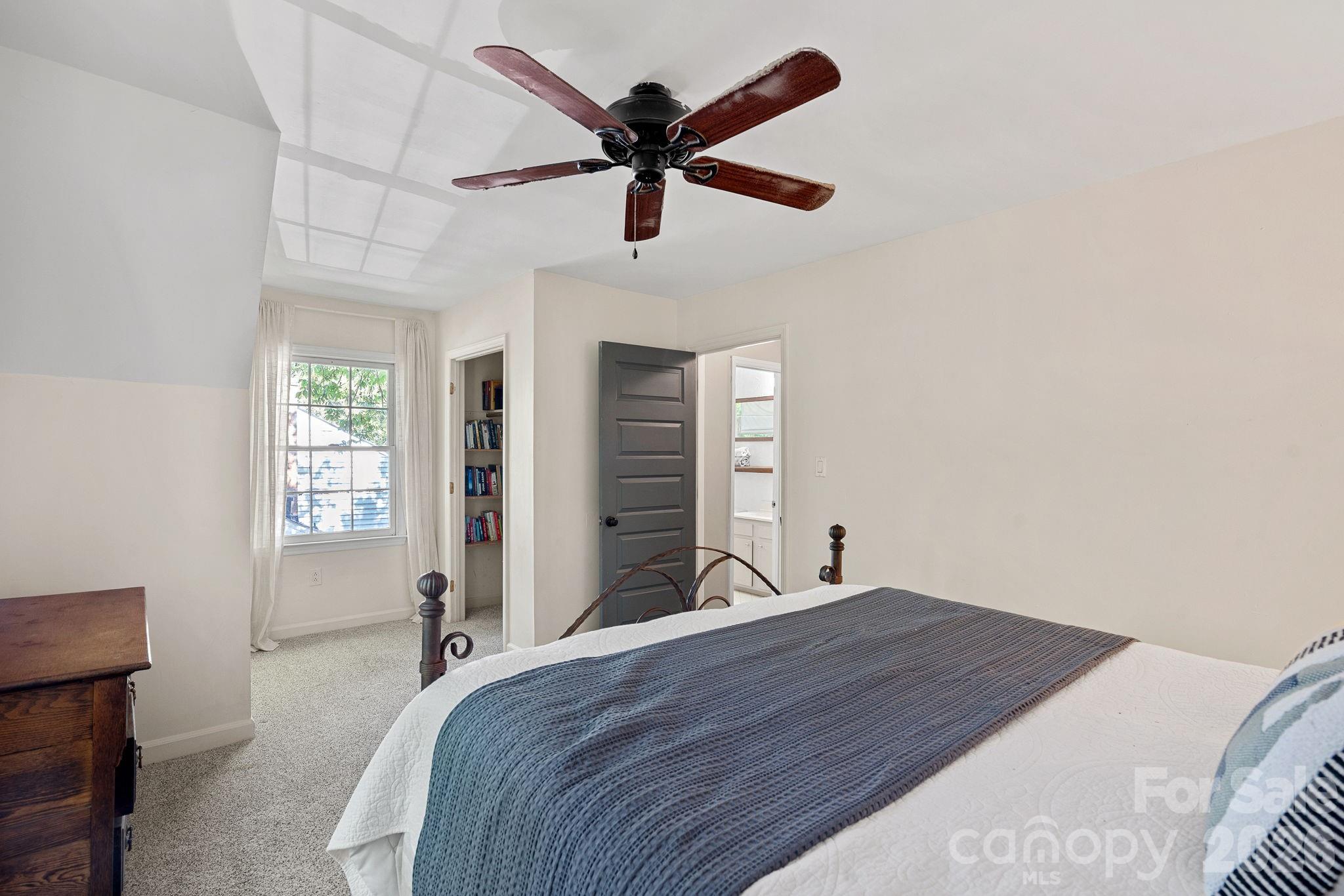 Wood Hollow - Residential