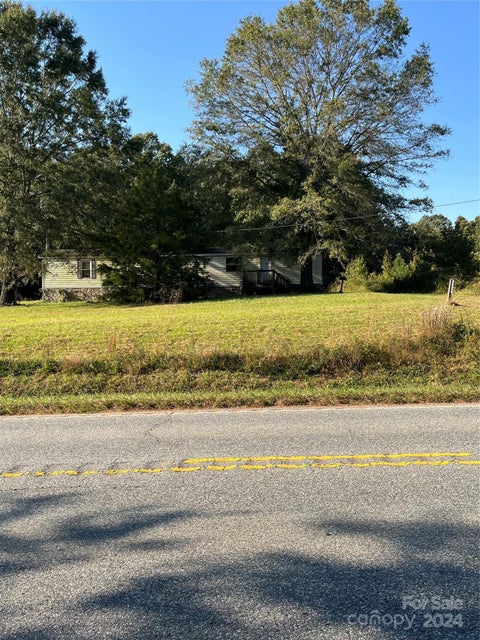 Photo for 32427B Hwy 49 Road