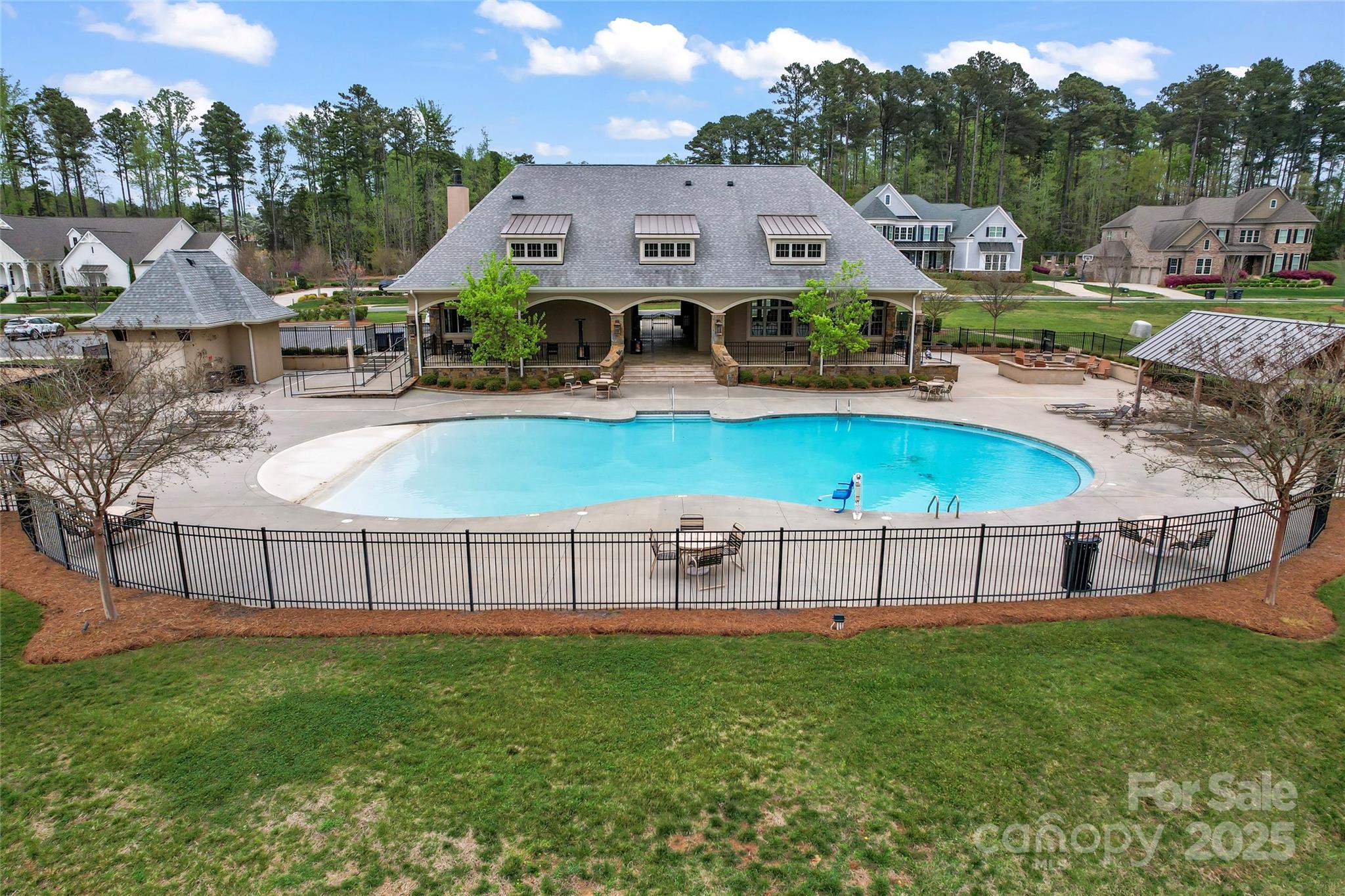 The Falls at Weddington - Residential