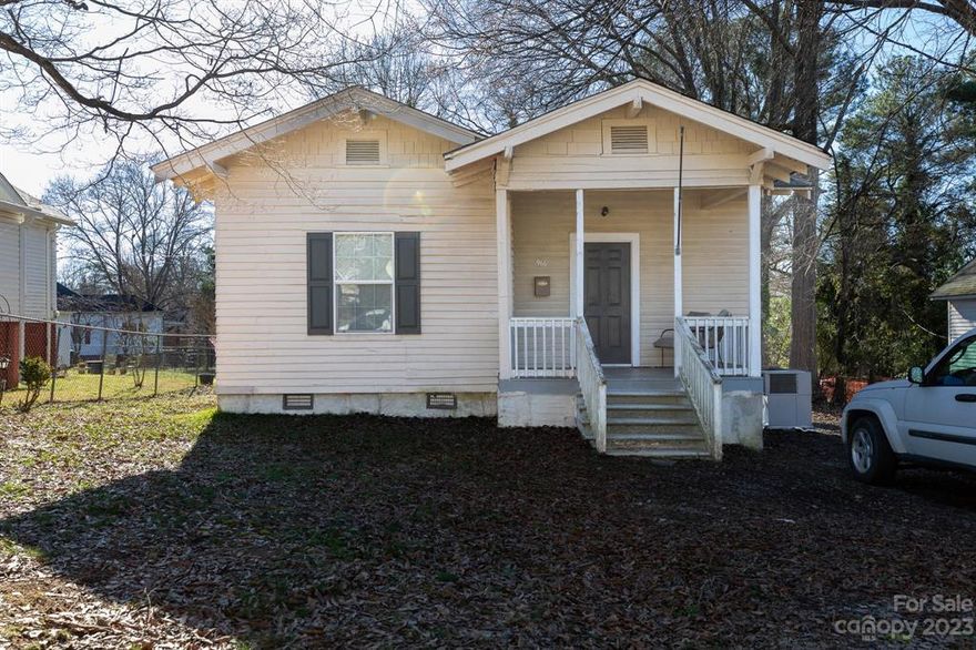 Cute as can be! This adorable ranch home is located in a great location close to public parks and downtown Rock Hill! There is also easy access to shopping, dining and the interstate. This is an amazing investment opportunity with a tenant already in place!