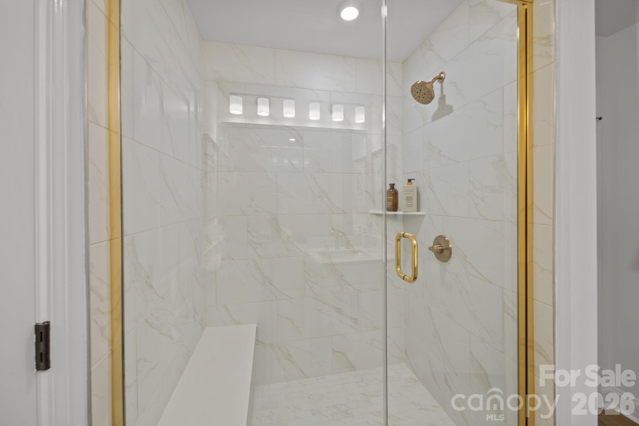 ODELL PARK - Residential