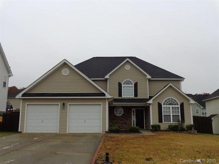 This spacious 2,663 sq. ft. 2 story home has 4 bedrooms and 3 bathrooms. It features vaulted ceilings, wood flooring and tile flooring. The kitchen eat in kitchen has a large breakfast bar and a pantry. There is a formal dining room as well. The master suite has a 2 large closets and the master bath has an over sized tub and separate shower. Enjoy entertaining indoors near the cozy fireplace, or outside on the rear deck. This home is move in ready!