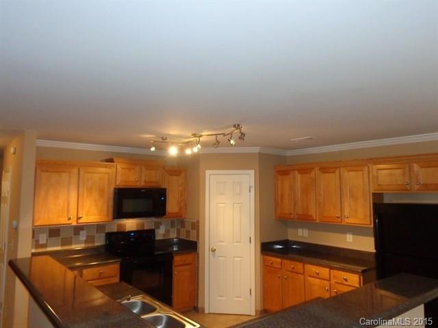 Curtis Pond - Residential Lease