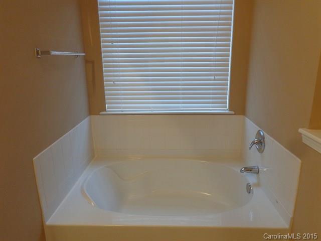 Curtis Pond - Residential Lease