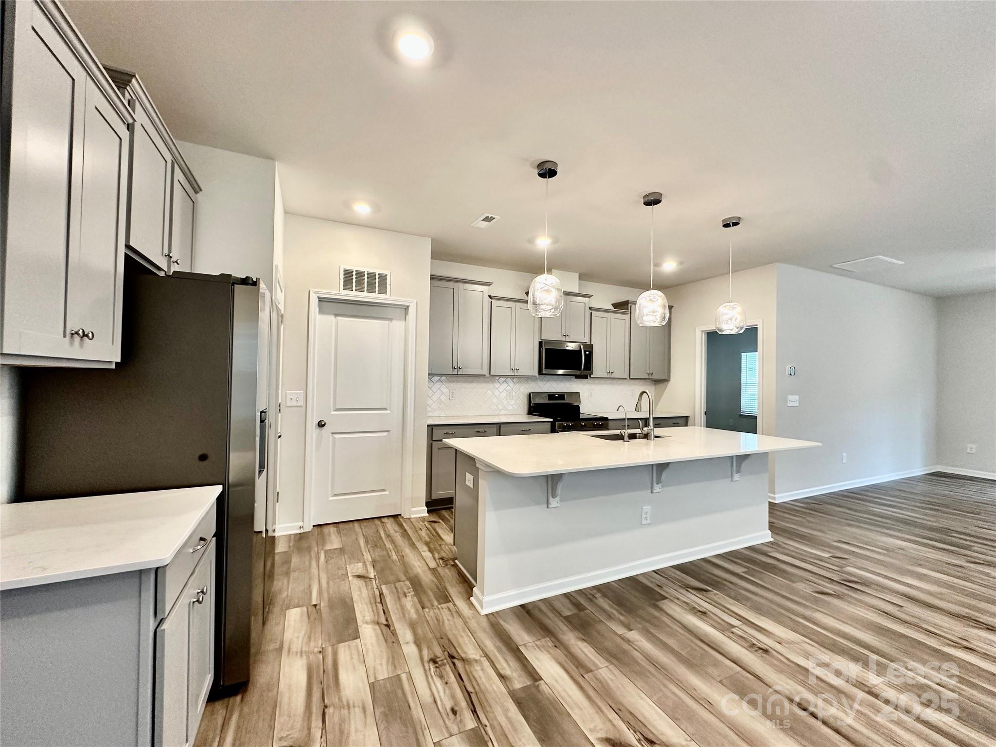 Elizabeth - Residential Lease