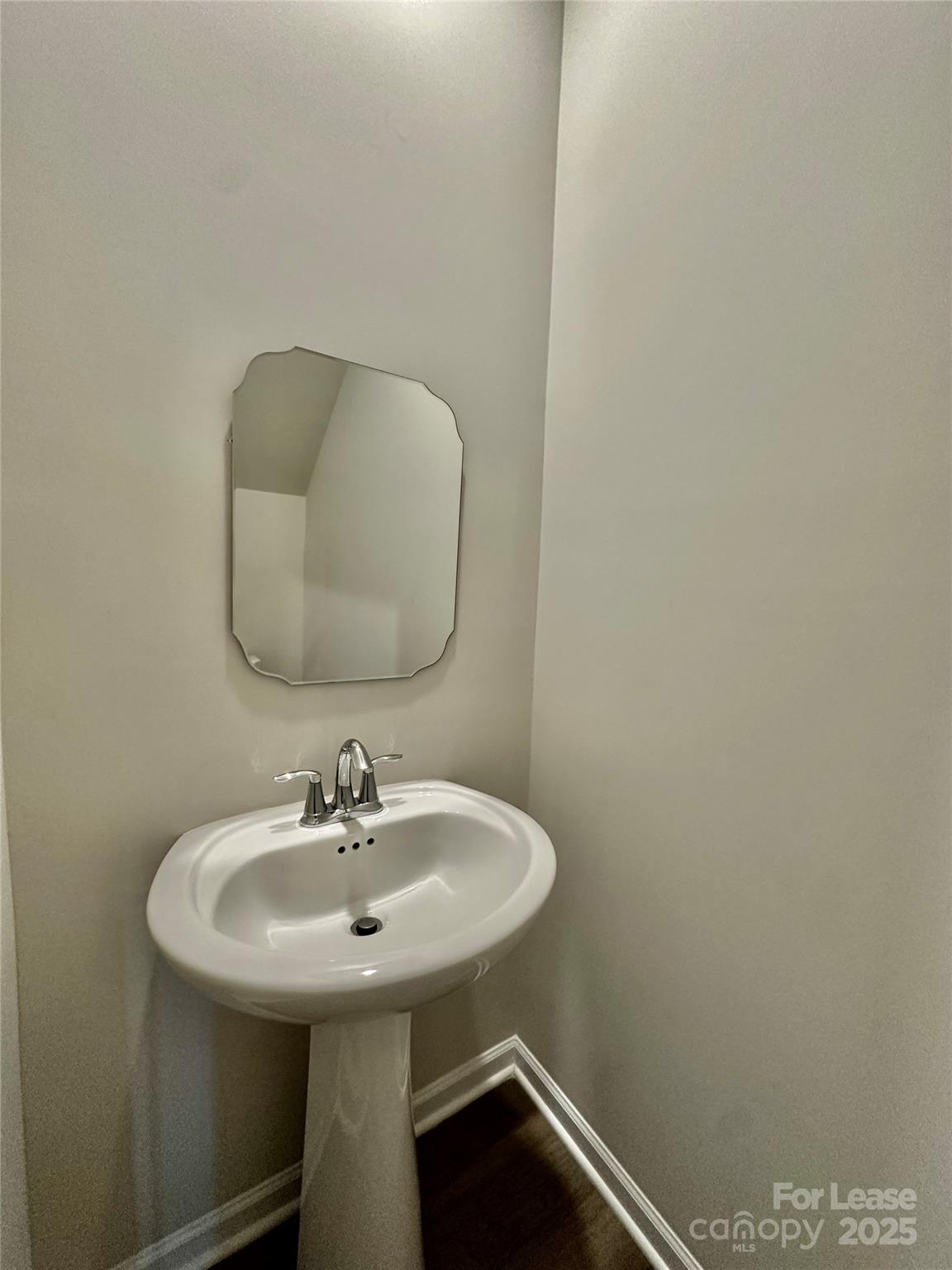 Elizabeth - Residential Lease