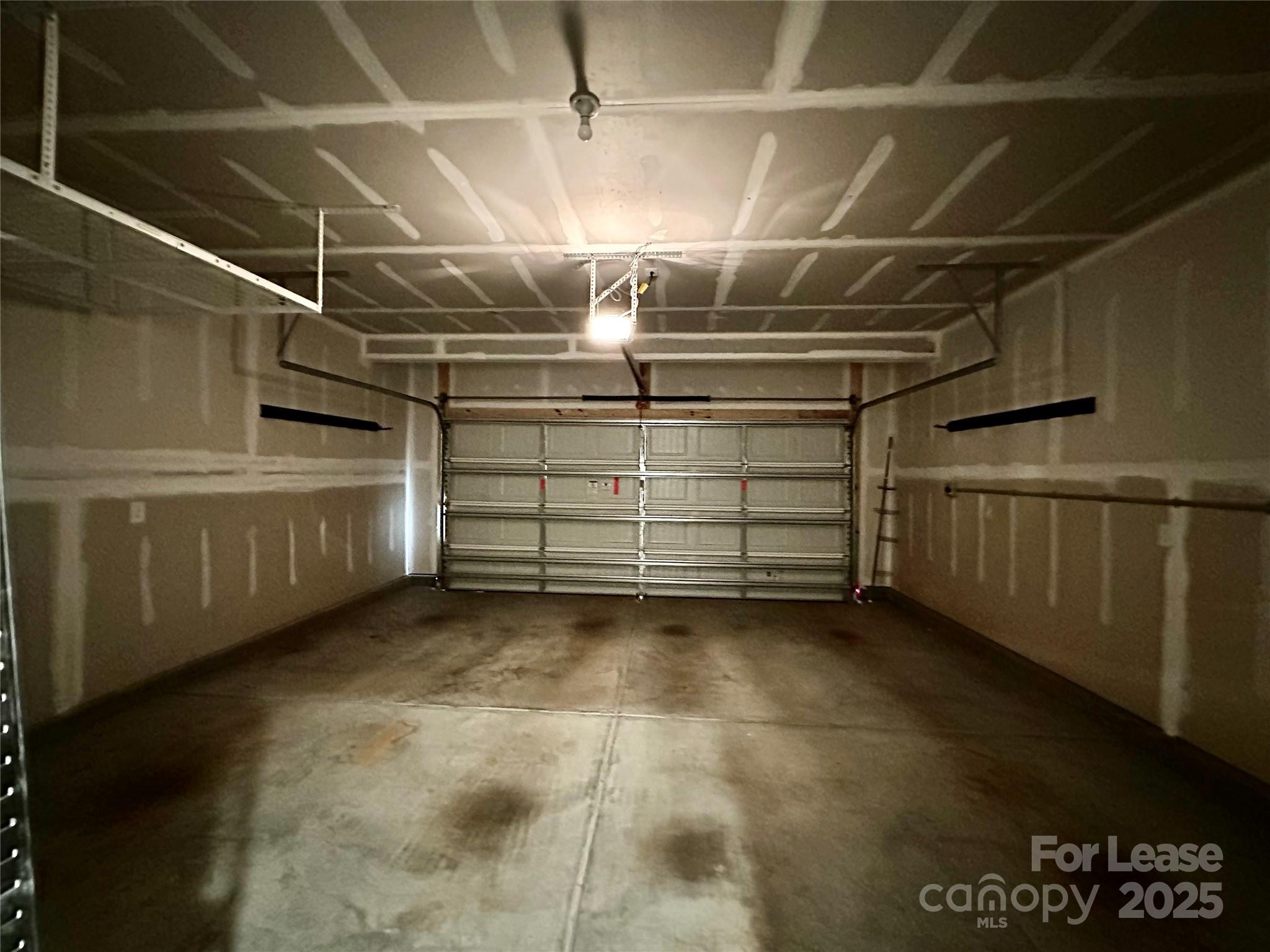 Elizabeth - Residential Lease