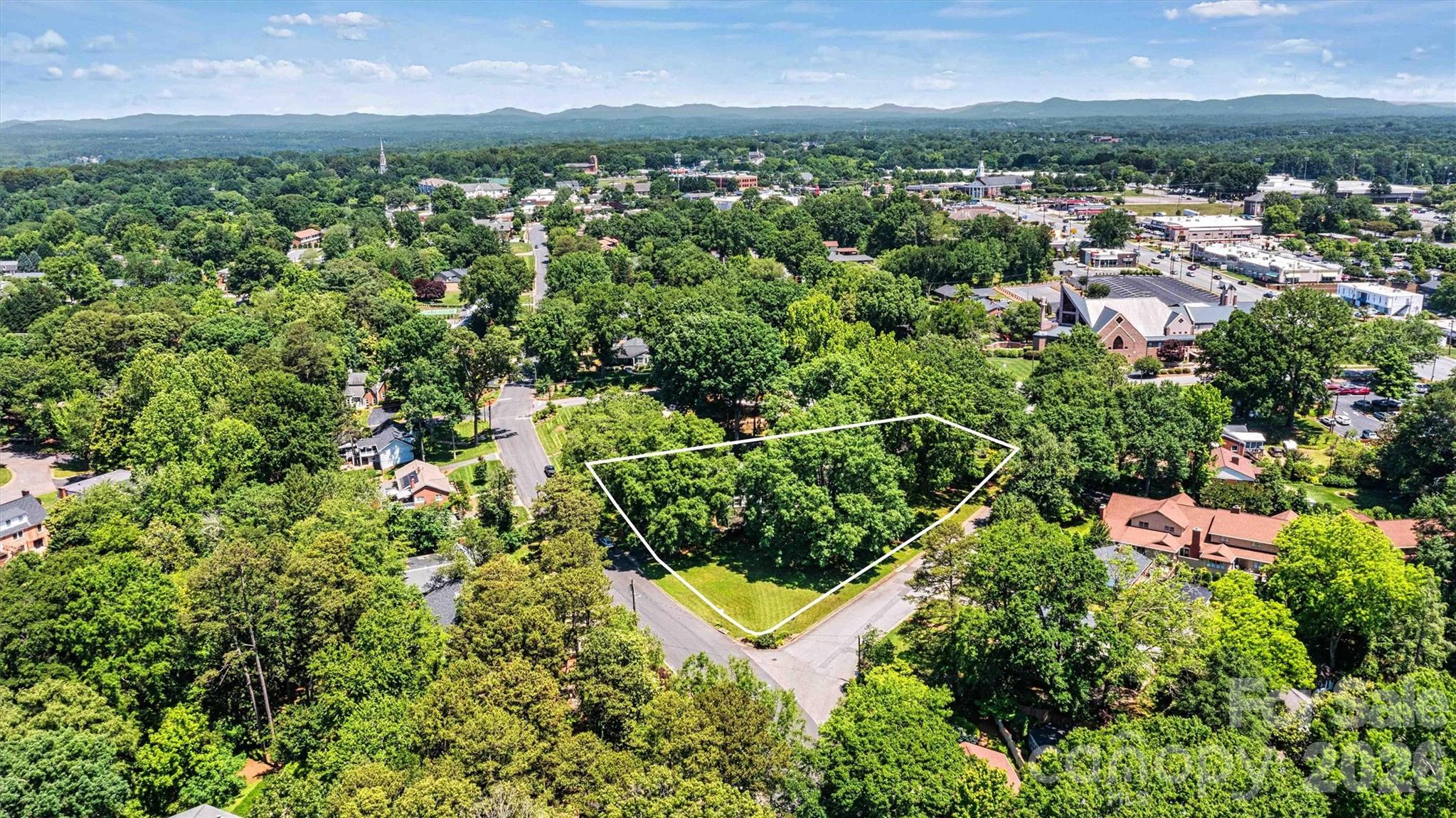 842 North Center Street