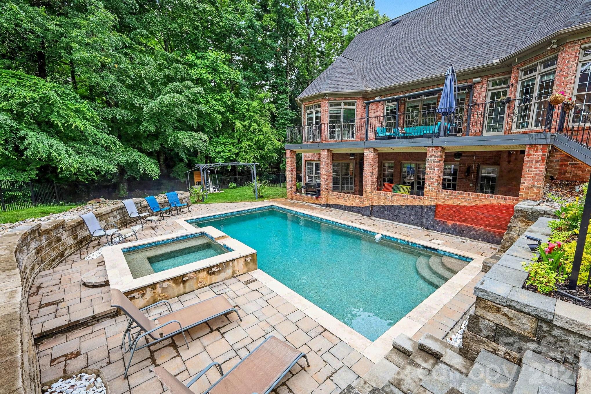 Firethorne - Residential