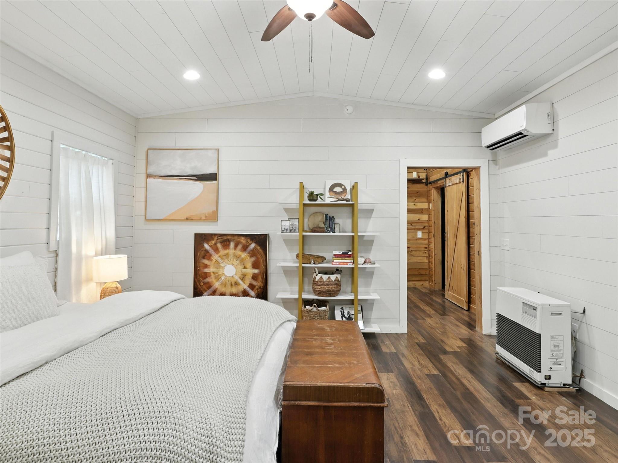 Rhododendron Park - Residential