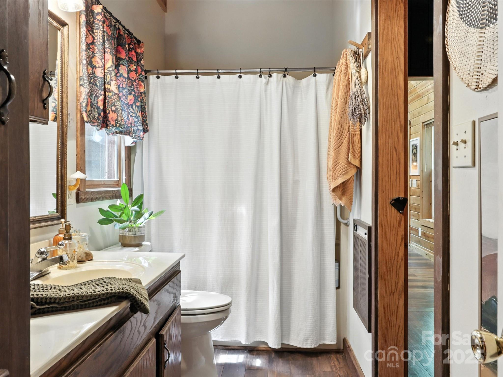 Rhododendron Park - Residential