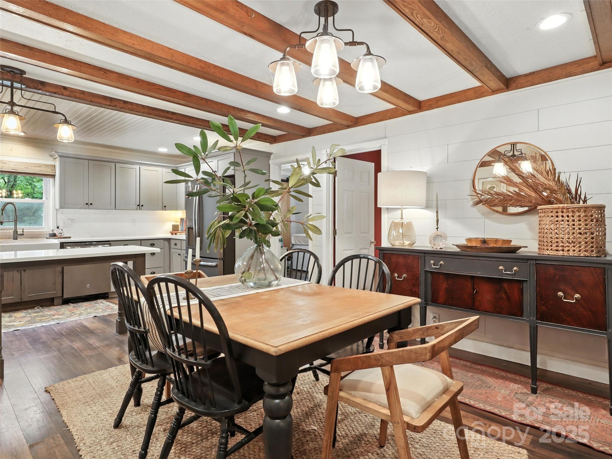 Rhododendron Park - Residential