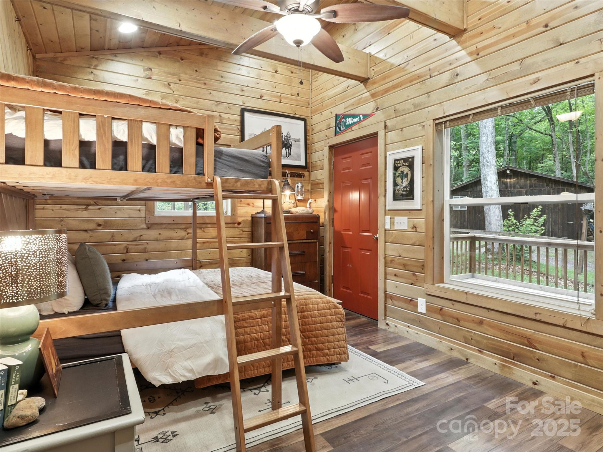 Rhododendron Park - Residential