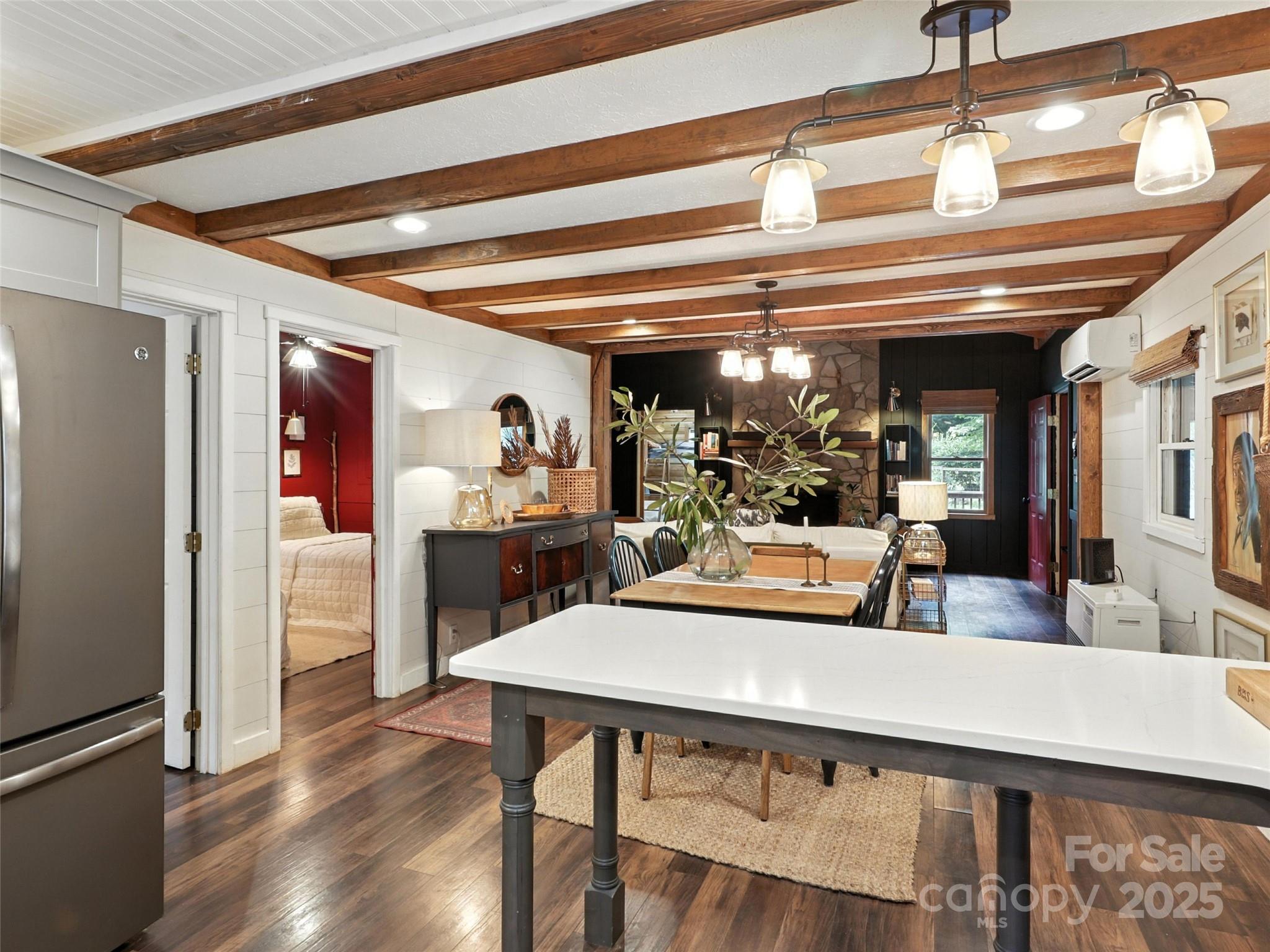 Rhododendron Park - Residential