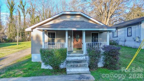 611 W Iredell Avenue Mooresville NC 28115