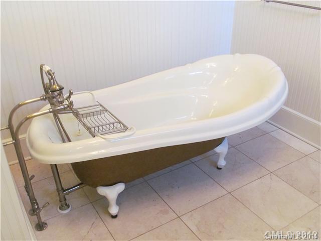 The Palisades - Residential Lease