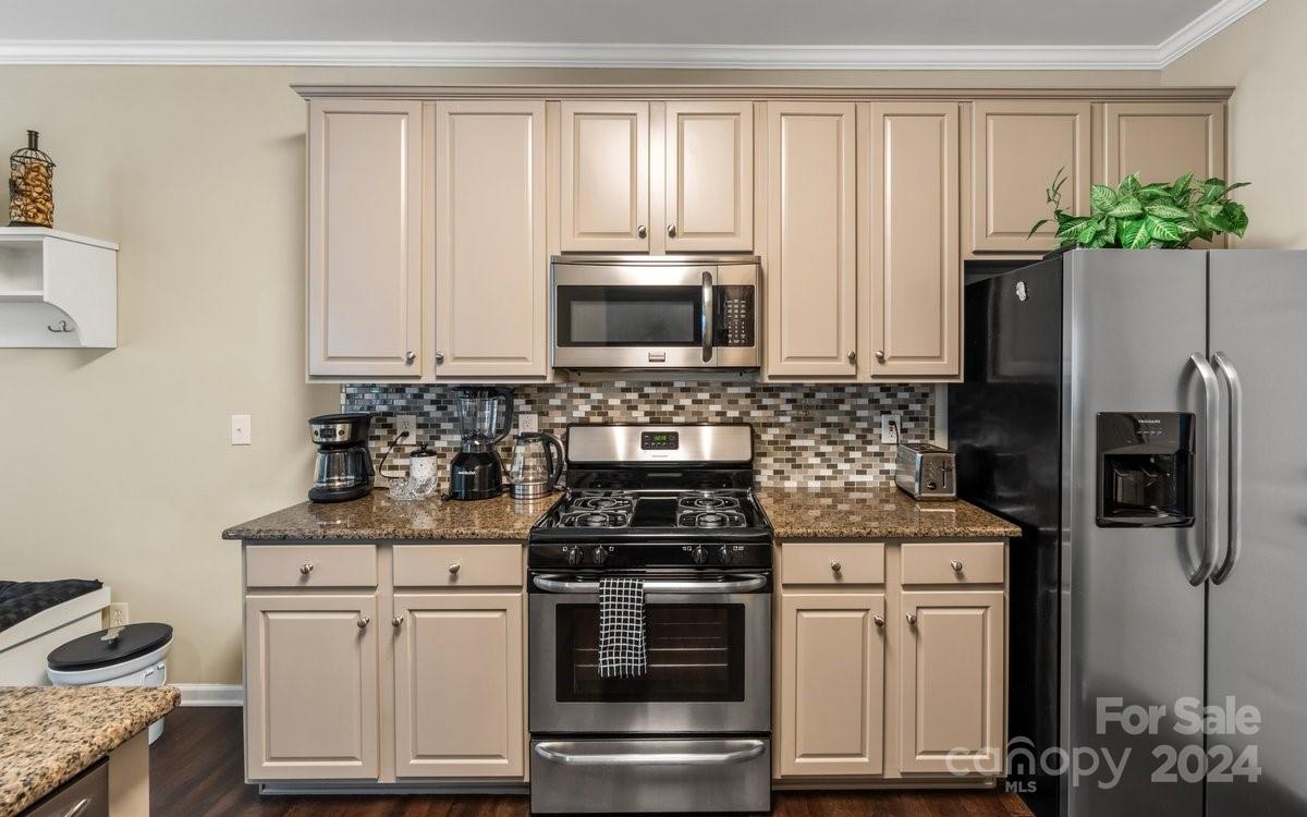 Villages of Avonlea - Residential