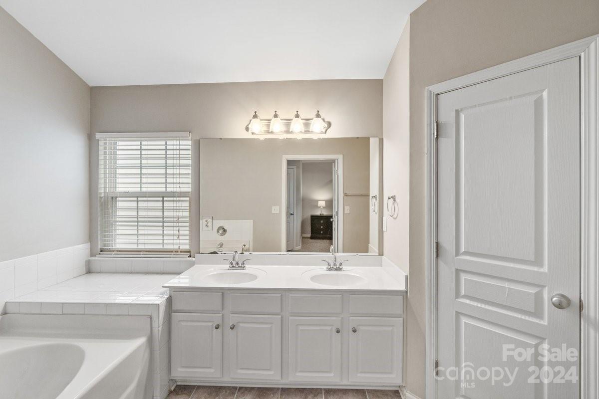 Villages of Avonlea - Residential