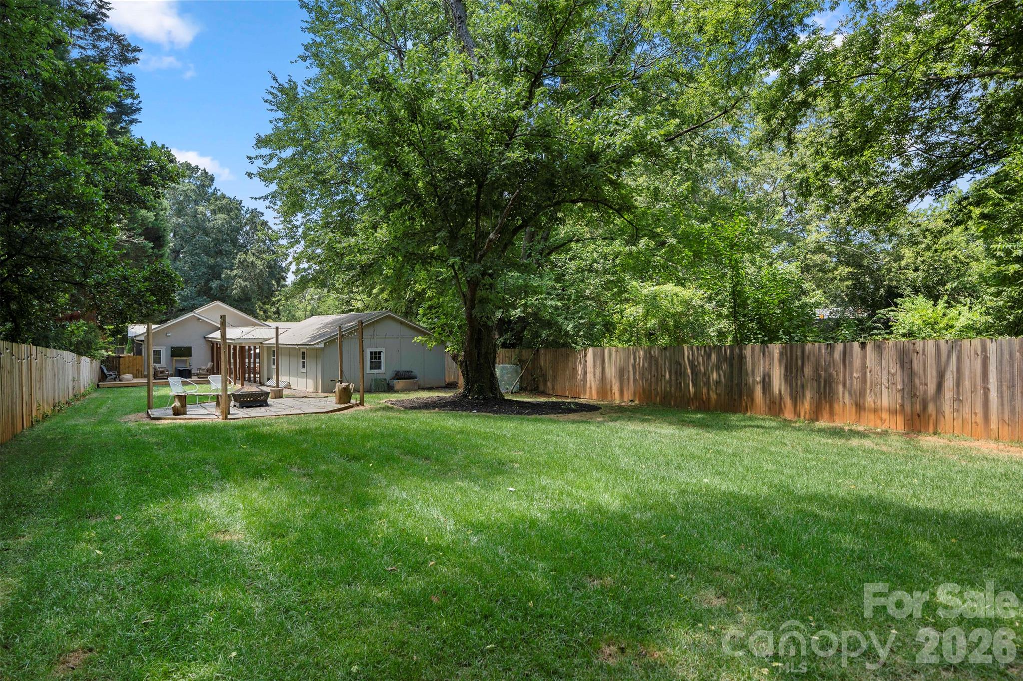 Merry Oaks - Residential