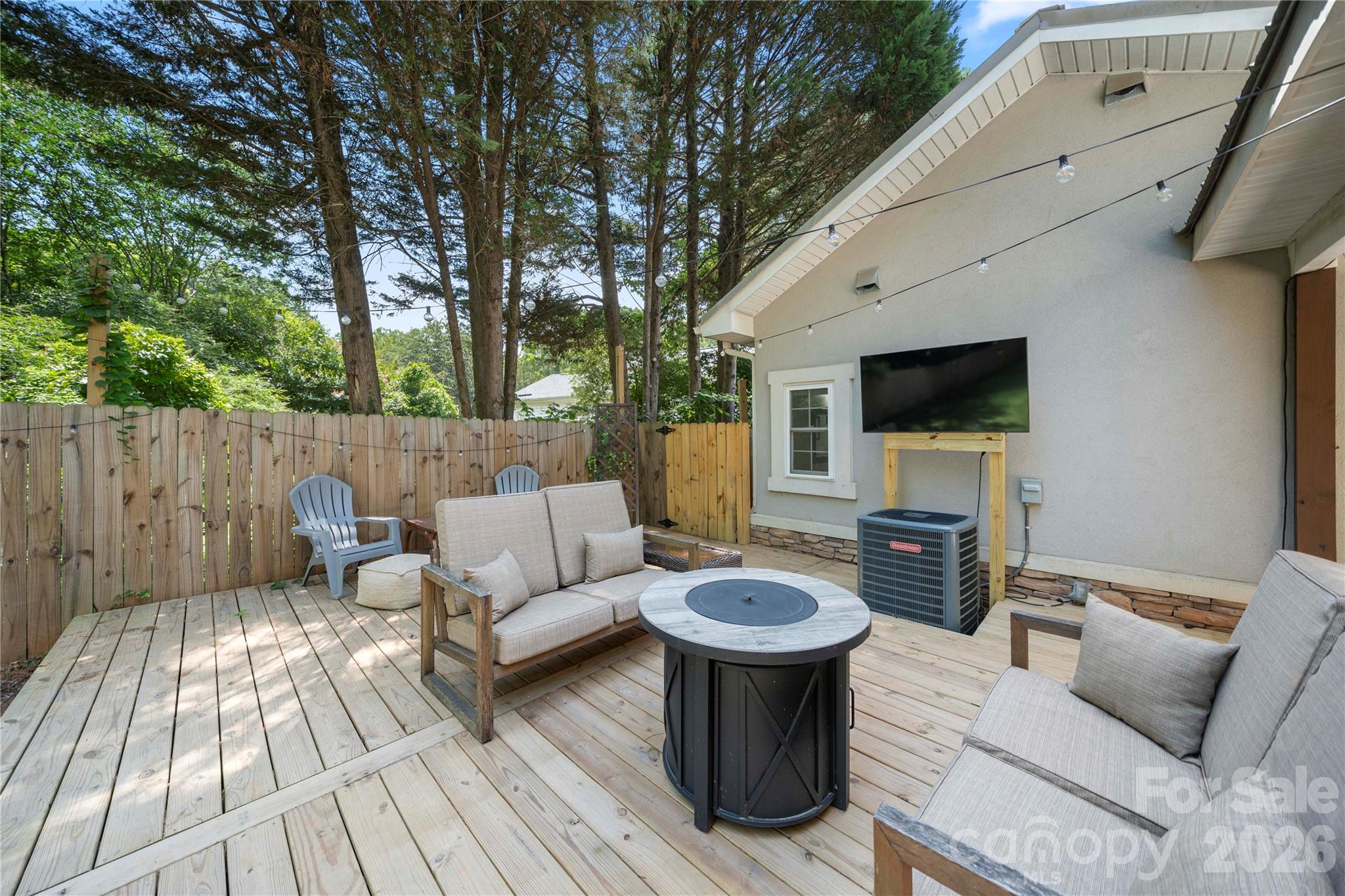 Merry Oaks - Residential