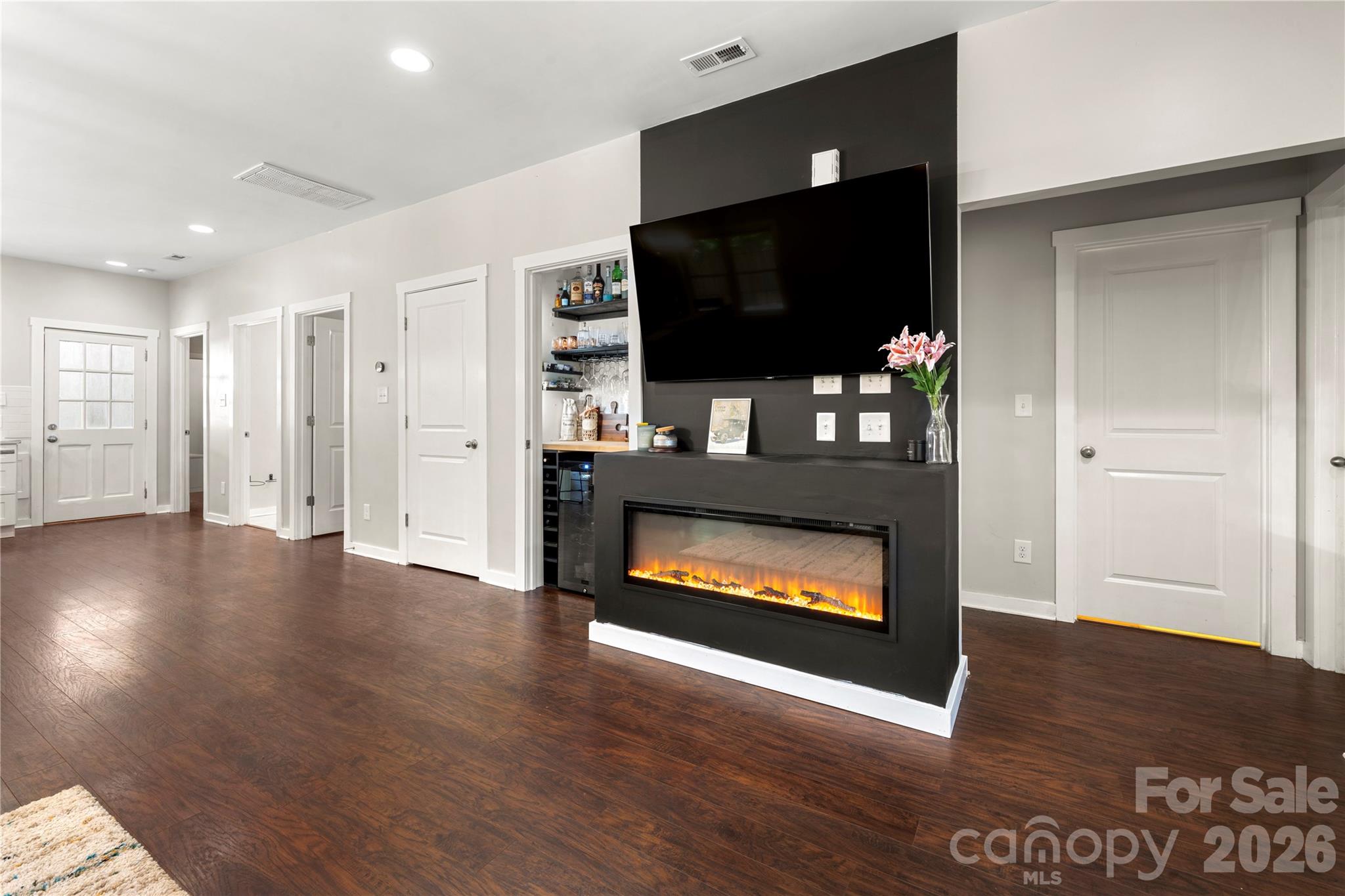 Merry Oaks - Residential