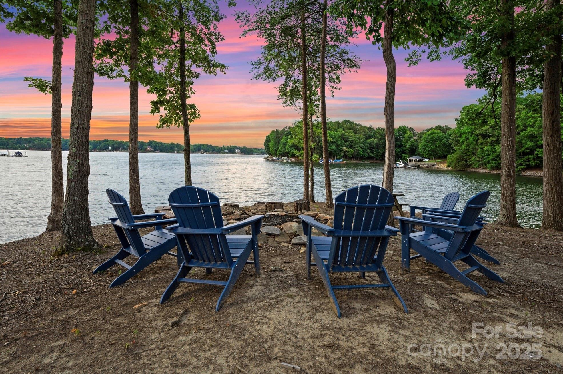 Lakepointe South - Residential