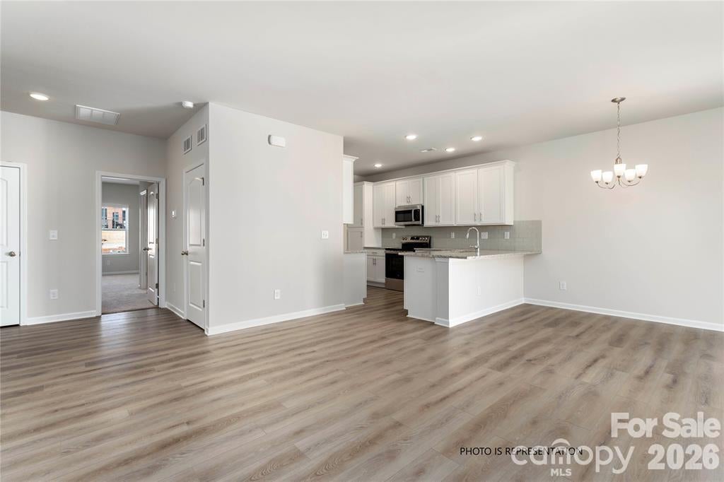 5272 Lashawn Lane 3105
