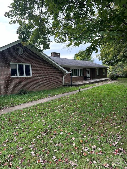 112 and 154 Merri Drive Hendersonville NC 28792