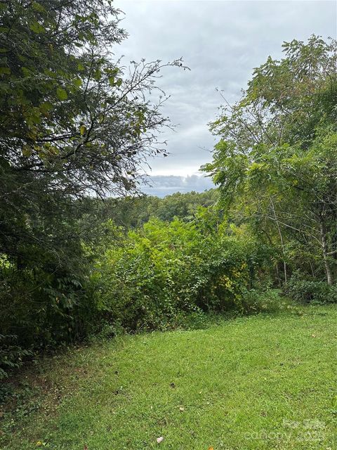 A home in Hendersonville