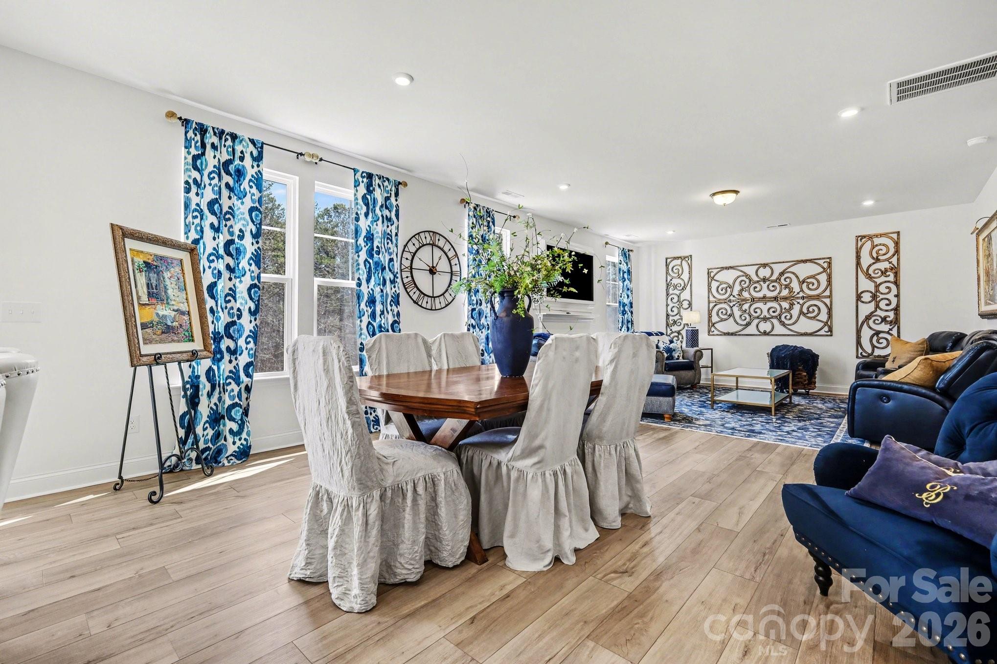 Lakeside Glen - Residential