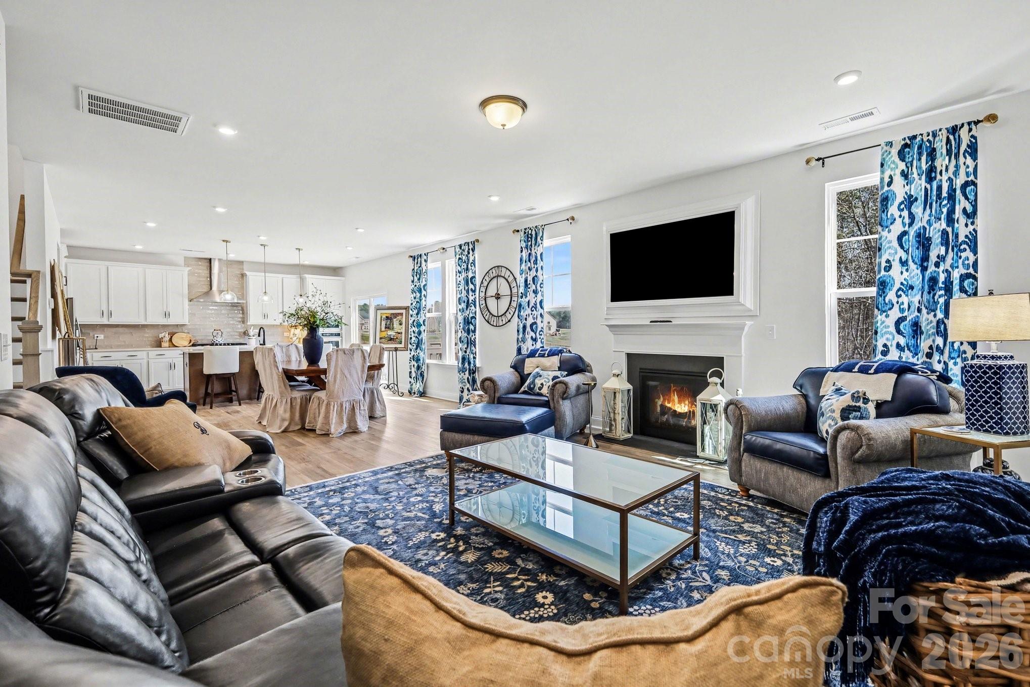 Lakeside Glen - Residential