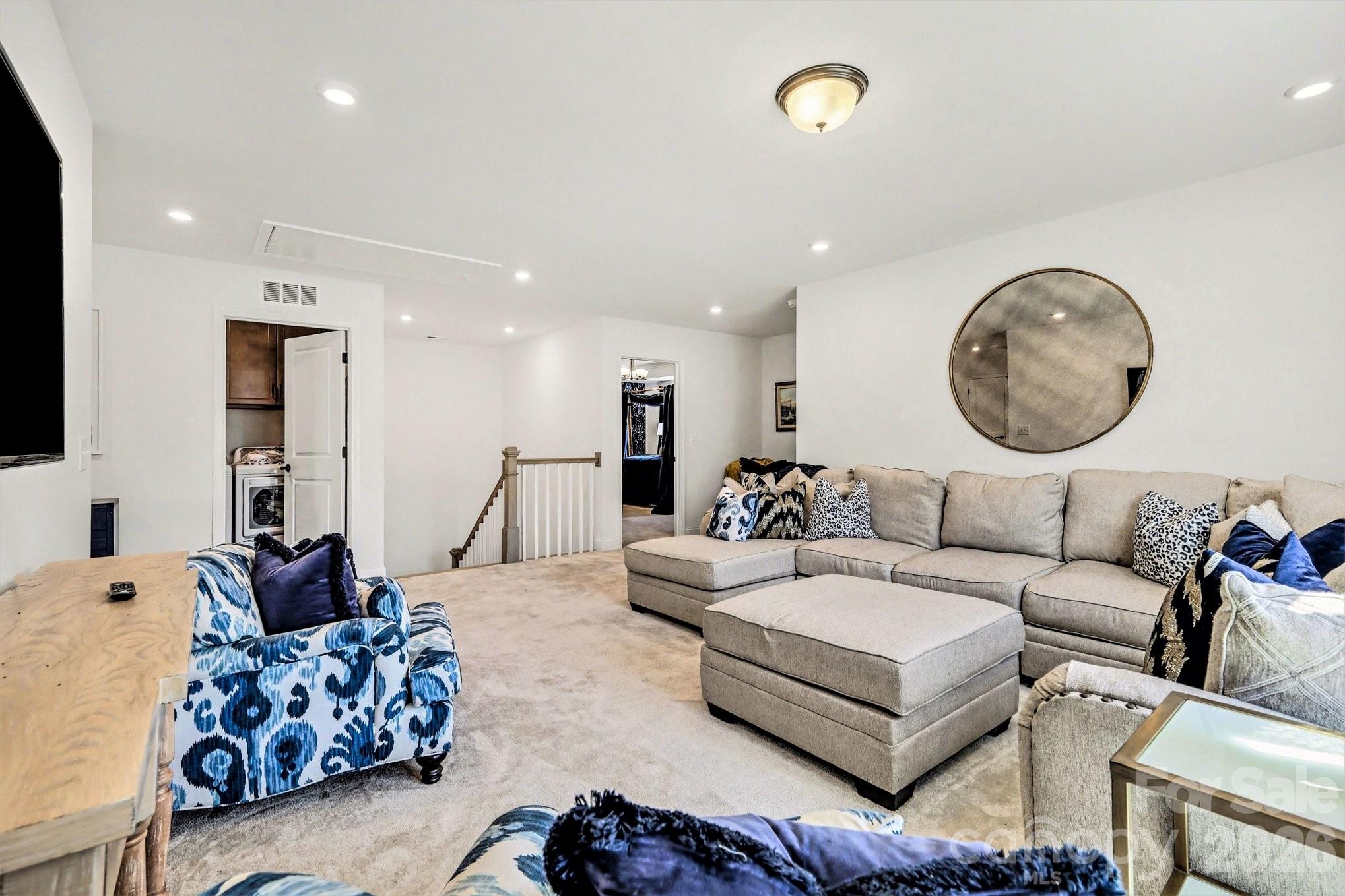 Lakeside Glen - Residential