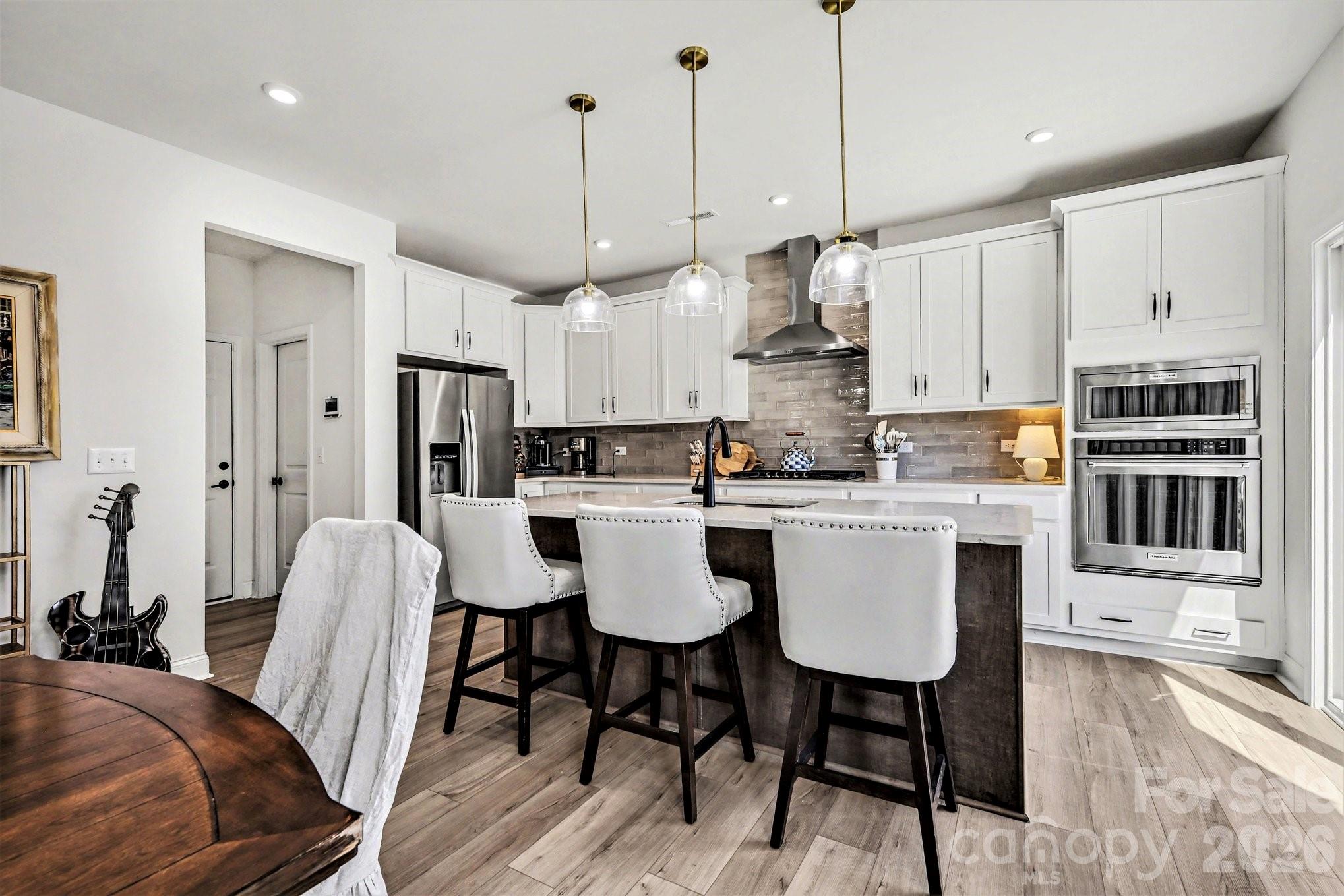 Lakeside Glen - Residential