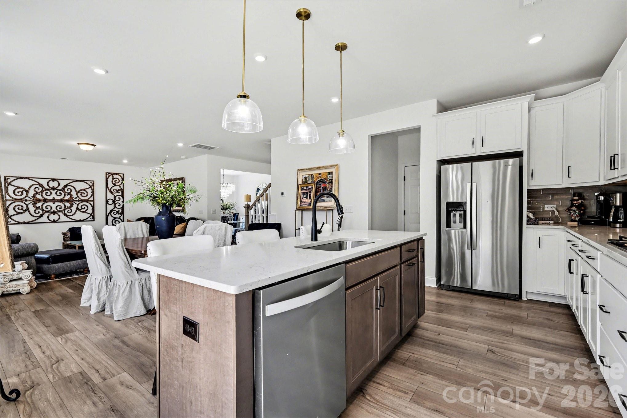 Lakeside Glen - Residential