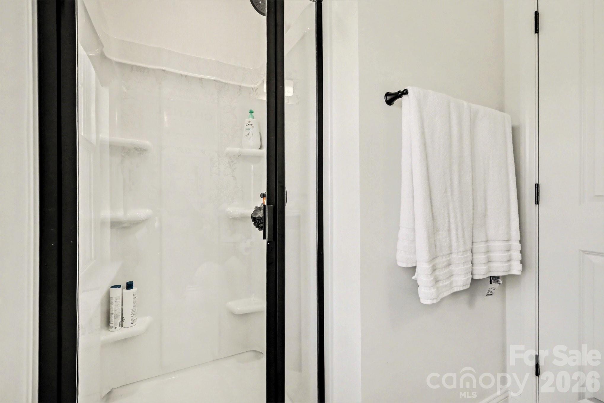 Lakeside Glen - Residential