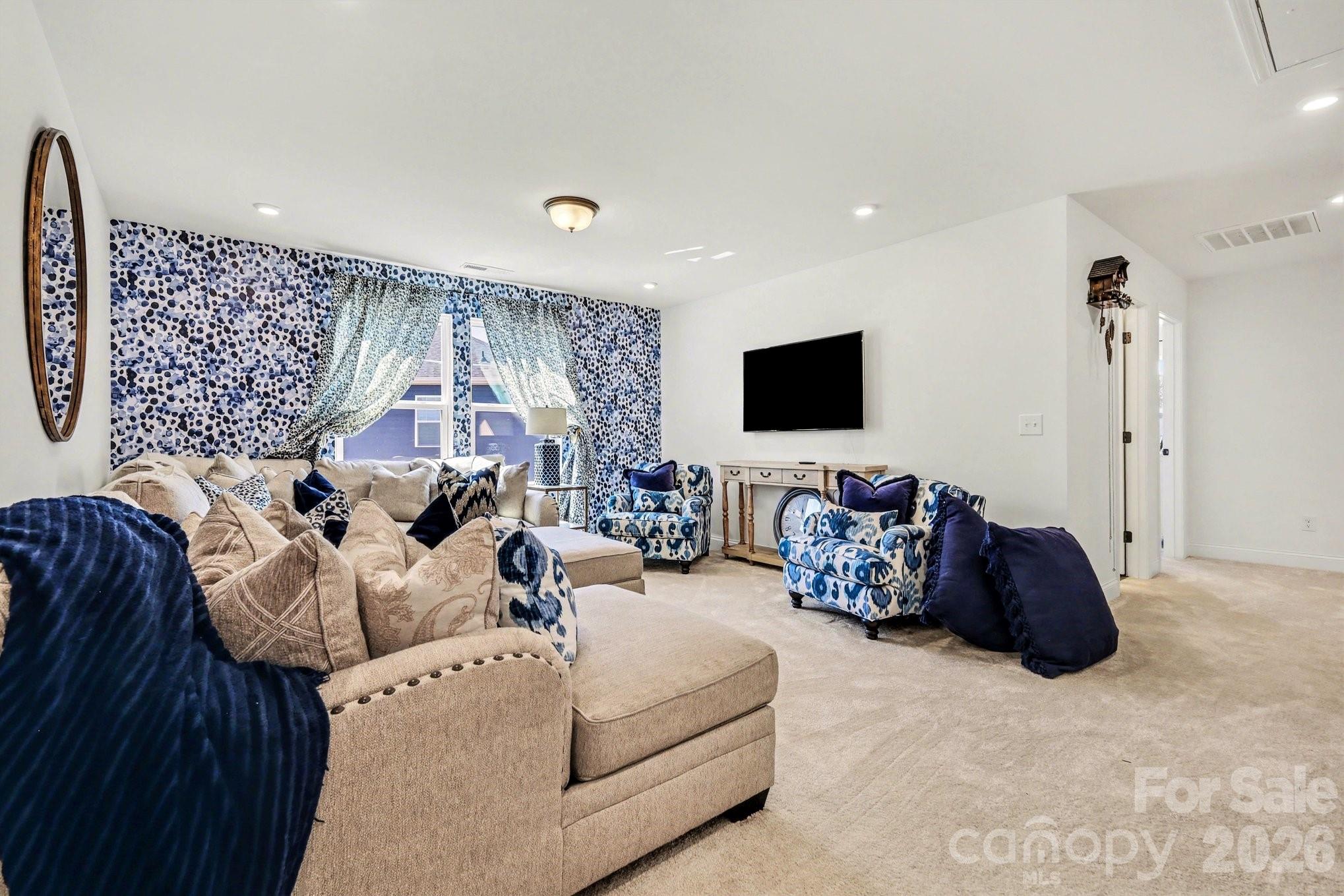 Lakeside Glen - Residential