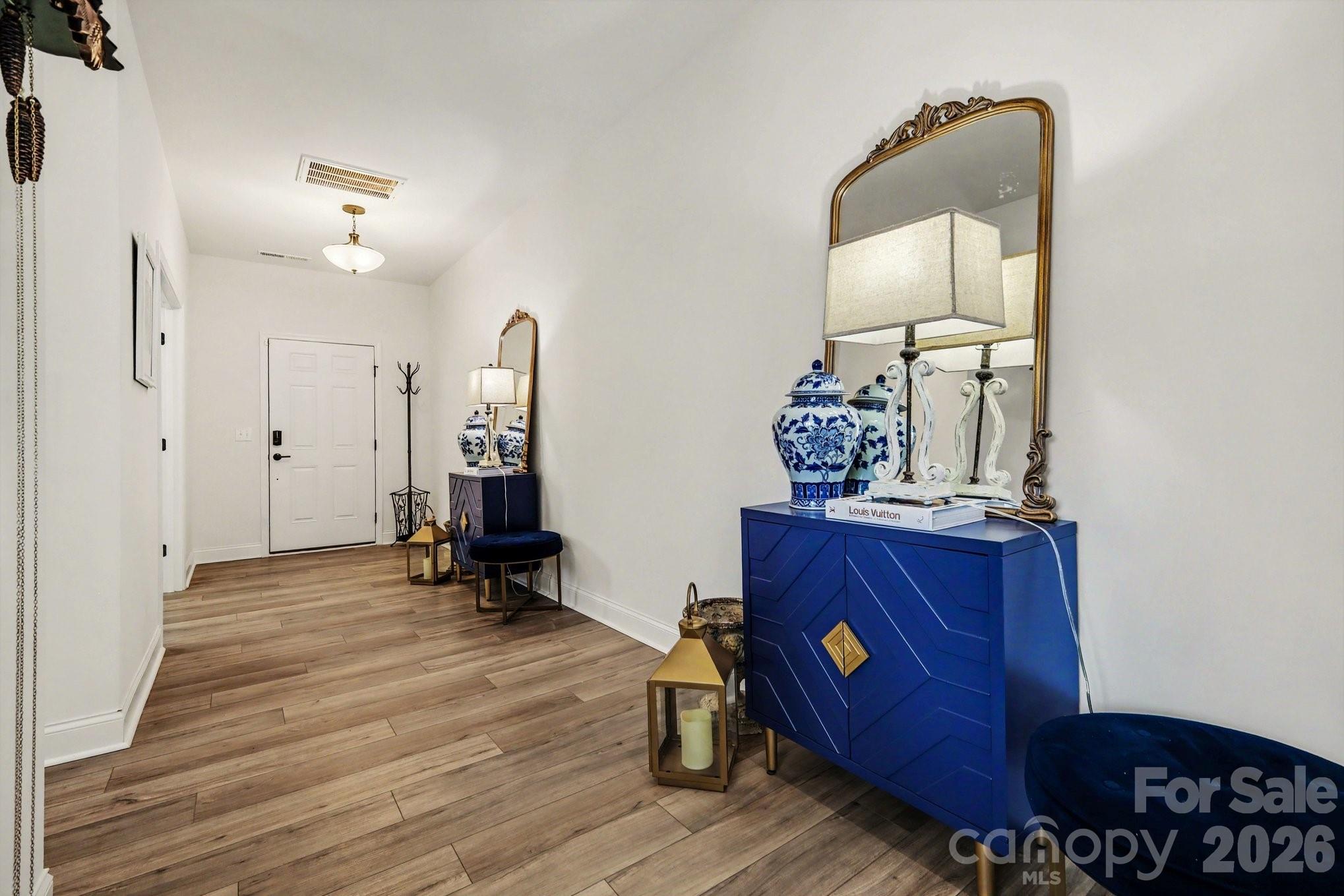 Lakeside Glen - Residential