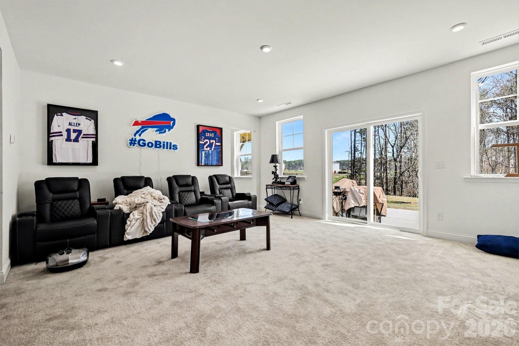 Lakeside Glen - Residential