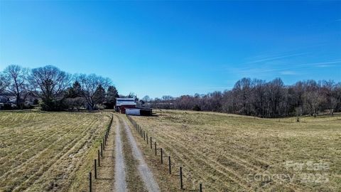 169 Eagle Mills Road Harmony NC 28634